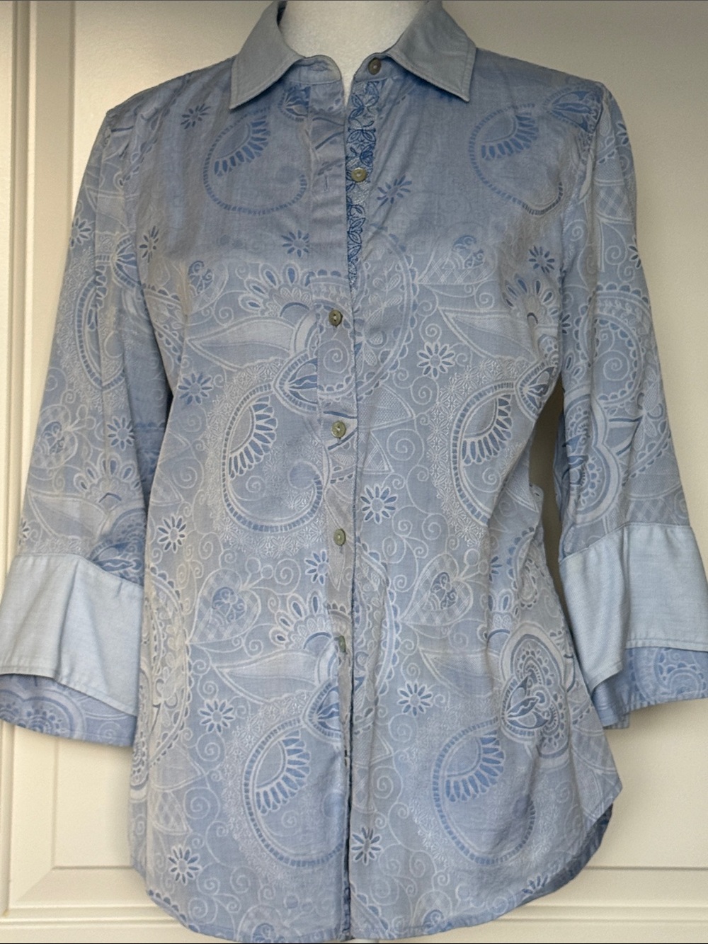 Light Blue Paisley Print Button-Up Women's Top, Cotton 100% Size S